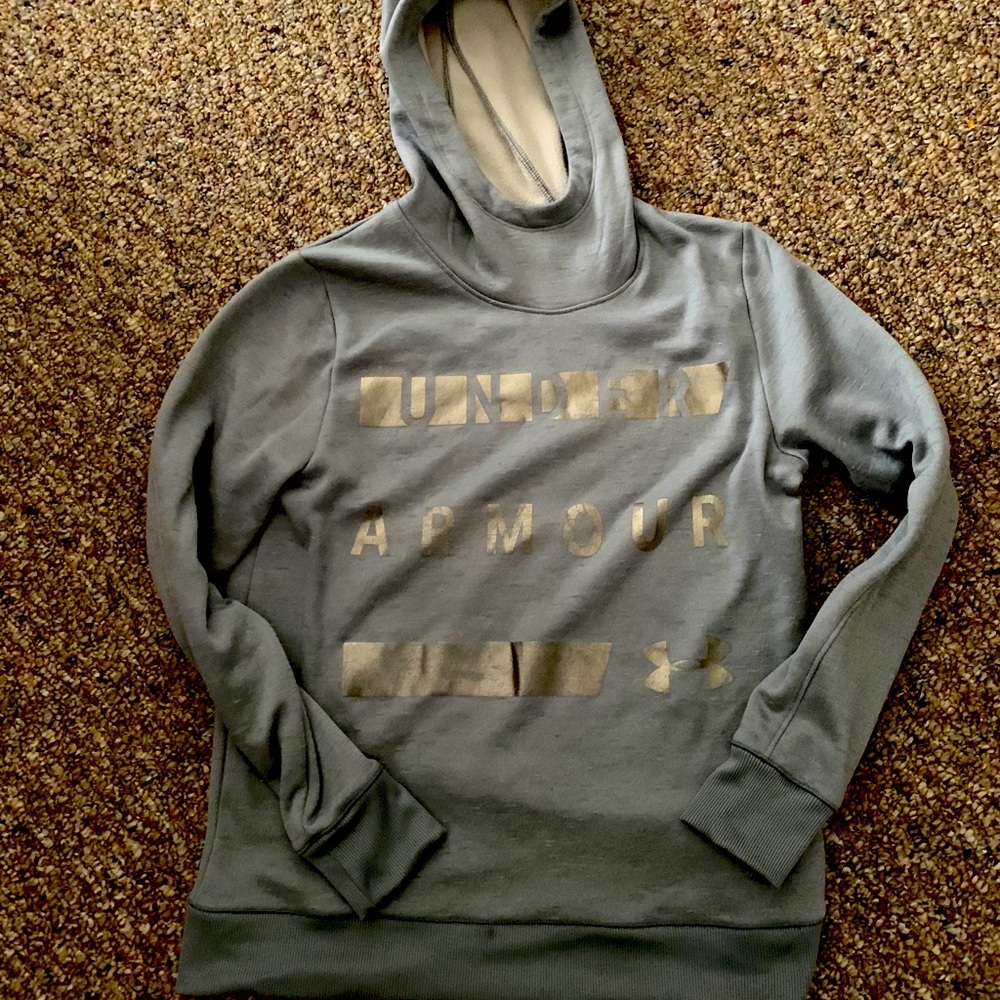 Under Armour sweatshirt